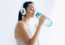 Beber água demais faz mal: quando quantidade é excessiva e quais os riscos