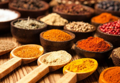 Alho, orégano, curry e mais: saiba como usar temperos secos para realçar suas receitas