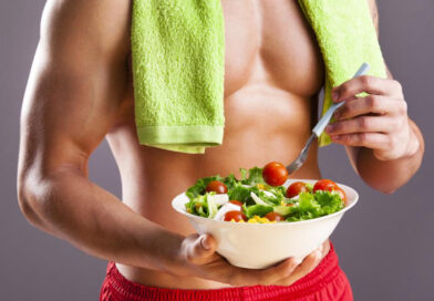 É possível ganhar massa muscular sem comer carne? Saiba o que a ciência diz