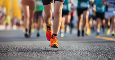 Popularização da corrida aumenta risco de lesões; saiba como evitá-las.